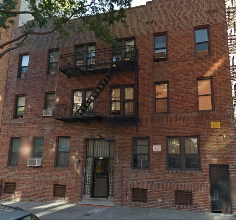 Foto principal - 116 E 19th St Apartamentos
