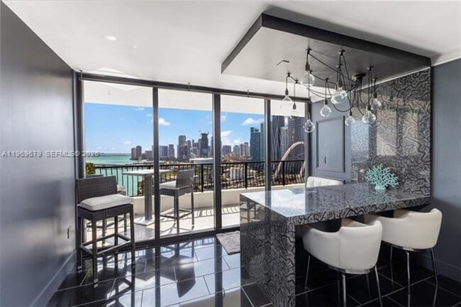 Photo - 555 NE 15th St Unit 555 NE 15th St  30H