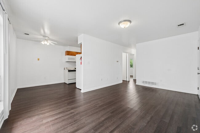 Interior Photo - Grant Street Apartments