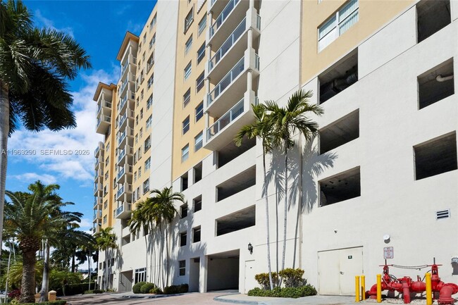 Photo - 1625 Kennedy Cswy Unit 1205G