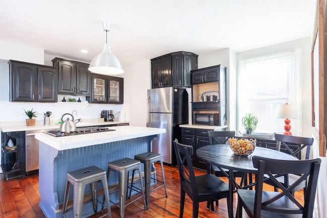 Photo - 1614 Mansfield St Unit ID1056018P