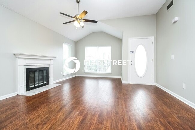 3 Bedroom Pet-Friendly Home in La Vergne, TN with Main Street Renewal