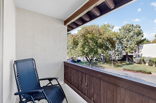 Photo - 1601 Pennsylvania St NE Unit T6