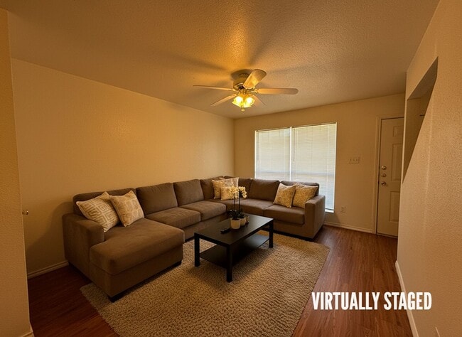 4504 Alan Kent Dr Unit B