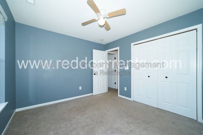 Photo - 127 Broadmoor Bend