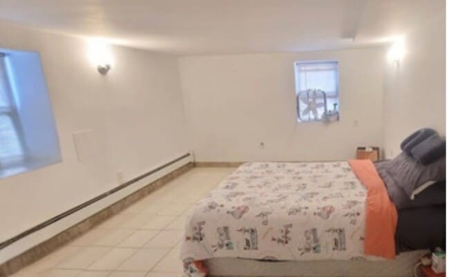 Building Photo - 28 Christina St Unit 1 Rental