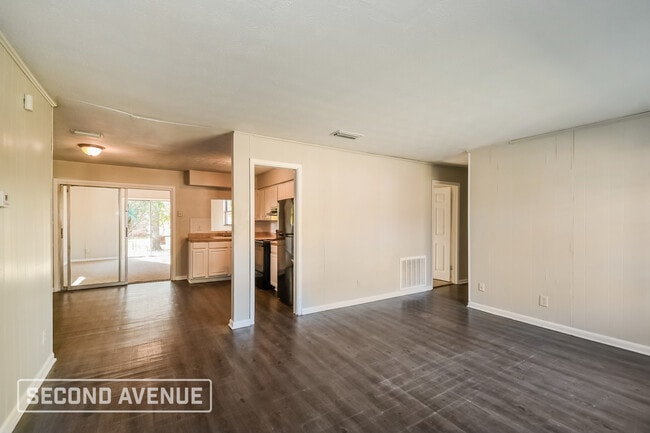 Photo - 6536 Manhattan Dr