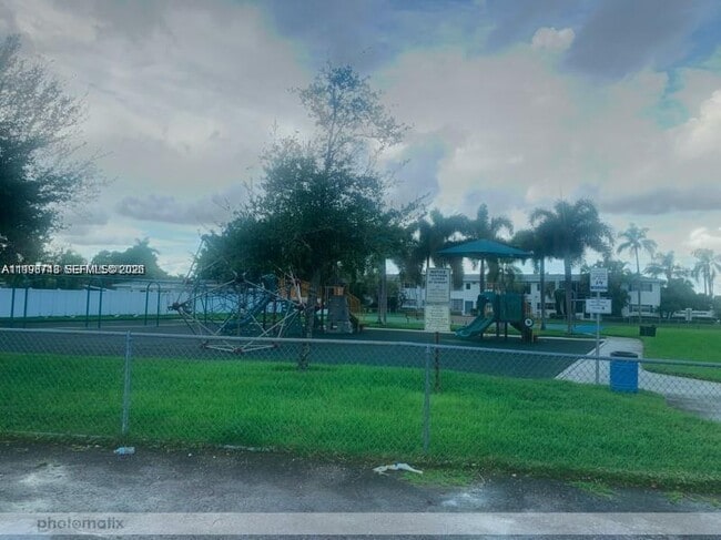 Photo - 2698-2704-2704 NW 65th Ave Unit 2704
