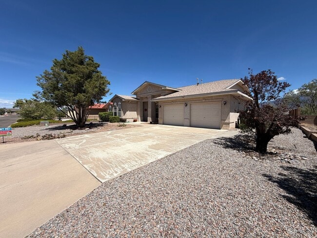 Photo - 7281 Spruce Mountain Loop NE