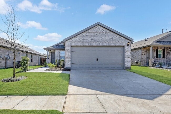 Building Photo - 14120 Nullah St