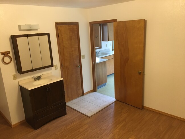 Building Photo - 4219 Colver Rd Rental