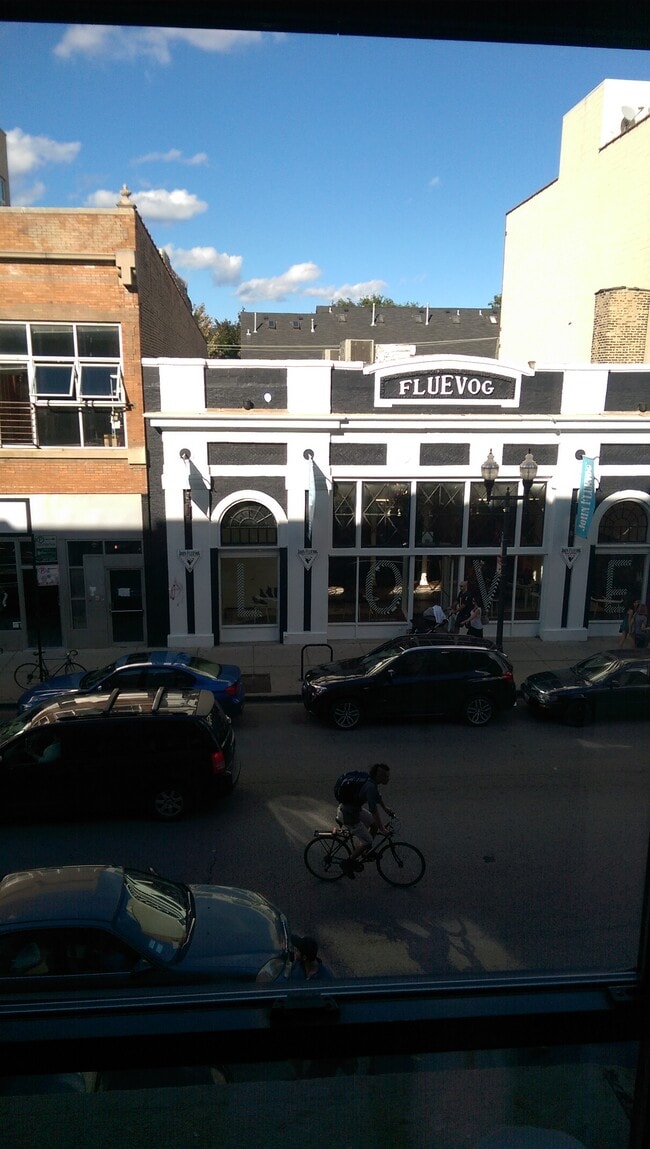 Photo - 1540 N Milwaukee Ave Unit penthouse