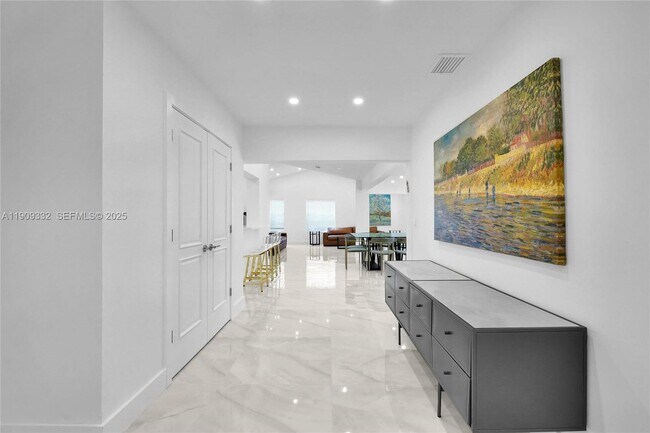 Photo - 18280 NE 8th Ave