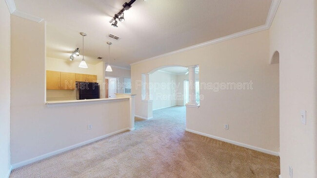 Photo - 8290 Gate Pkwy W Unit 314