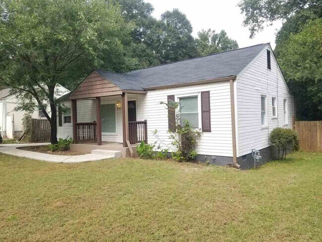 Photo - 2467 Calvin Ave