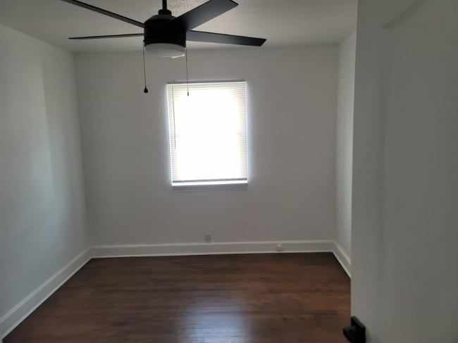 Photo - 1210 E Broad St Unidad B