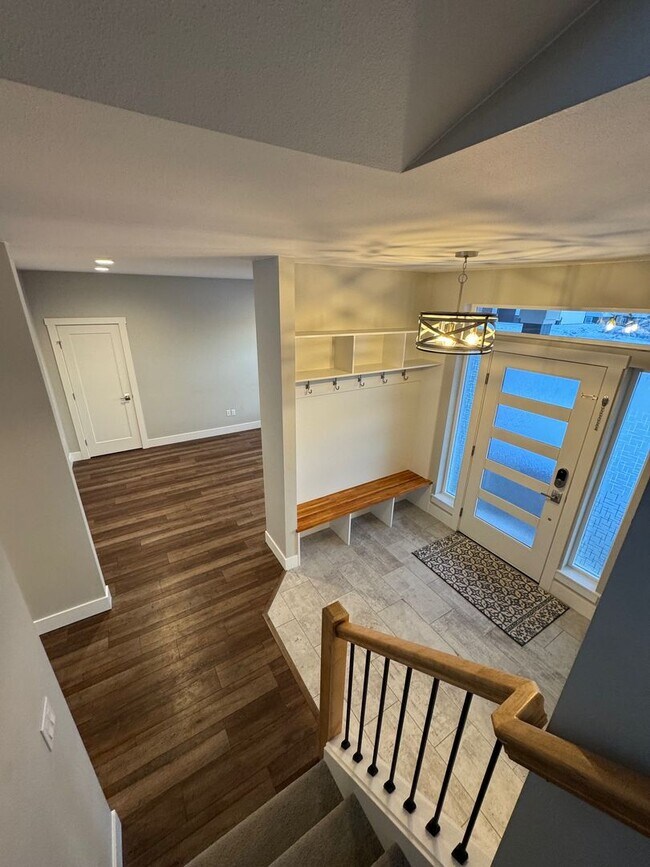 Photo - Beautiful 4 Bedroom Home in Desirable Wasi...