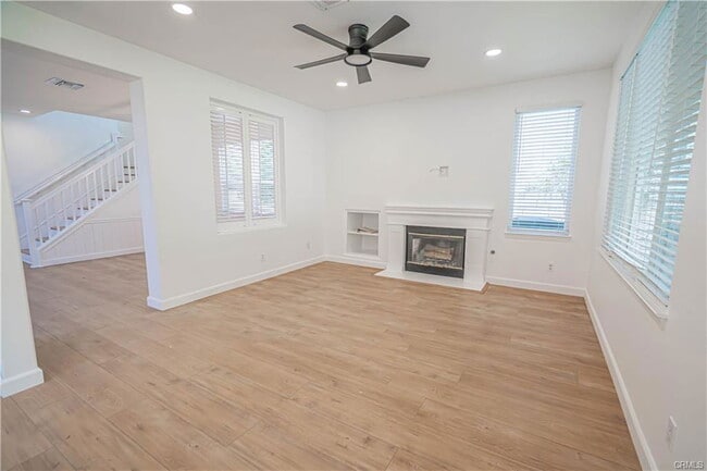 Photo - 25525 Fitzgerald Ave
