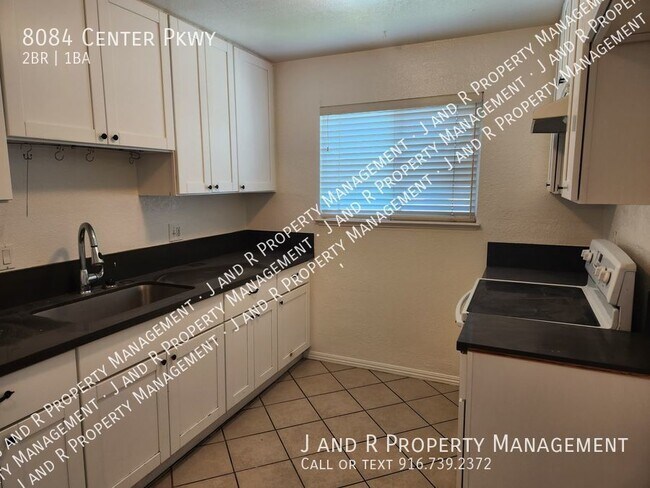 Photo - 8084 Center Pkwy