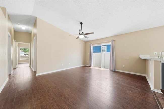 Photo - 2727 Mayer St