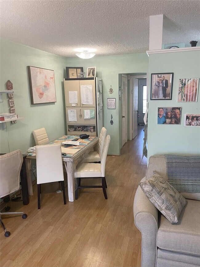 Photo - 815 Ter Unidad 21V