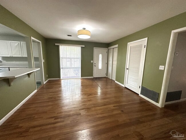 Photo - 3801 Forest Glen Dr