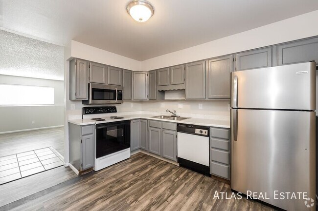 Building Photo - Look and lease: Free 50" TV if you apply 2... Rental