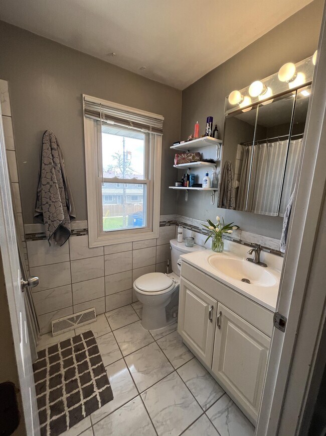 9029 18th Ave S Townhome Townhome Rental in Bloomington MN