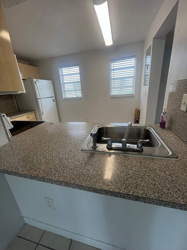 14170 SW 84th St Unit F203