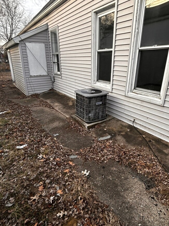 Photo - 706 Cedar St