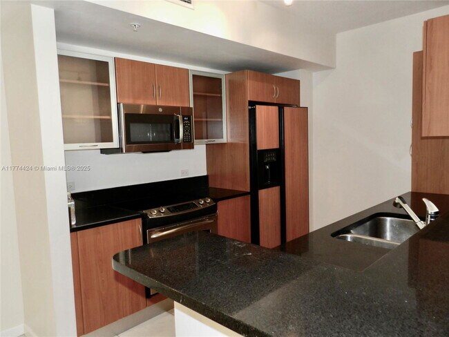 Photo - 18800 NE 29th Ave