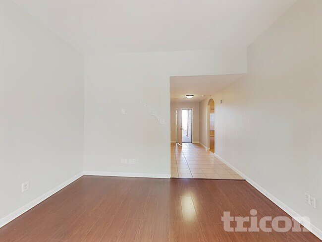 Photo - 257 Dodge City Trail