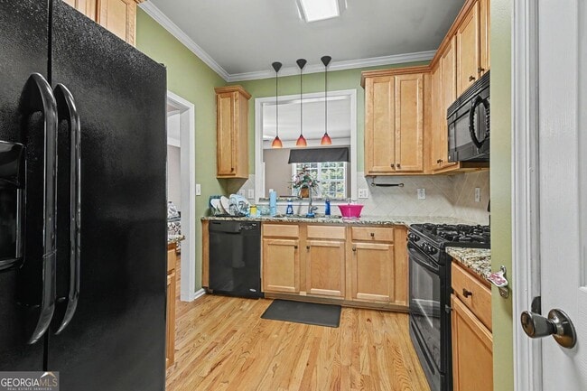 Photo - 1533 Endurance Hill Dr NW