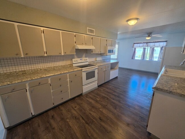 Photo - Newly Remodeled 3 Bedroom House in Bullhead