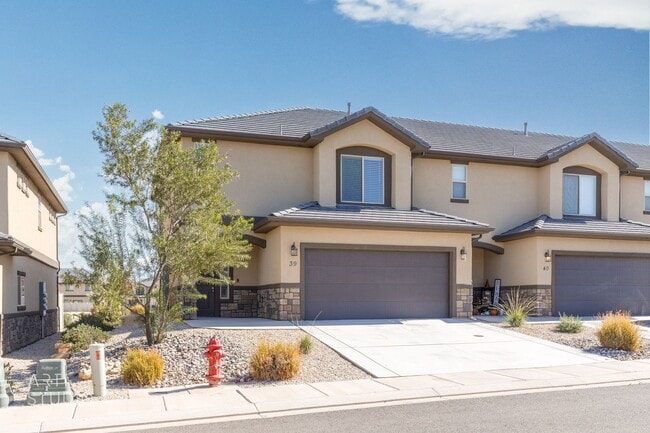 Photo - 3 Bedroom, 2.5 Bathroom Blackhawk Townhome