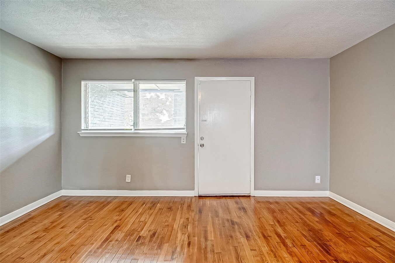 Photo - 213 Newman Rd