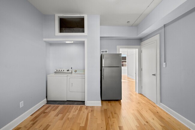 Photo - 112 W Mulberry St