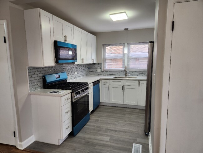 Photo - 11361 S May St