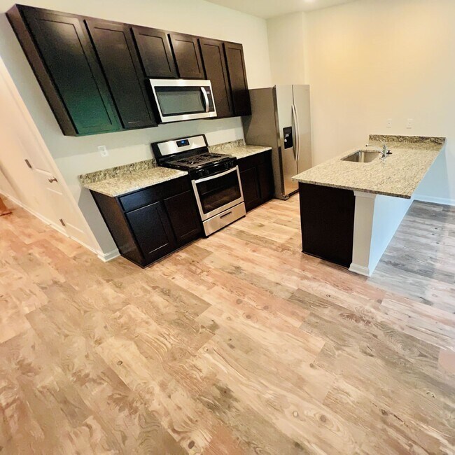 Photo - 3br 2.5ba Townhome Northeastern SD!