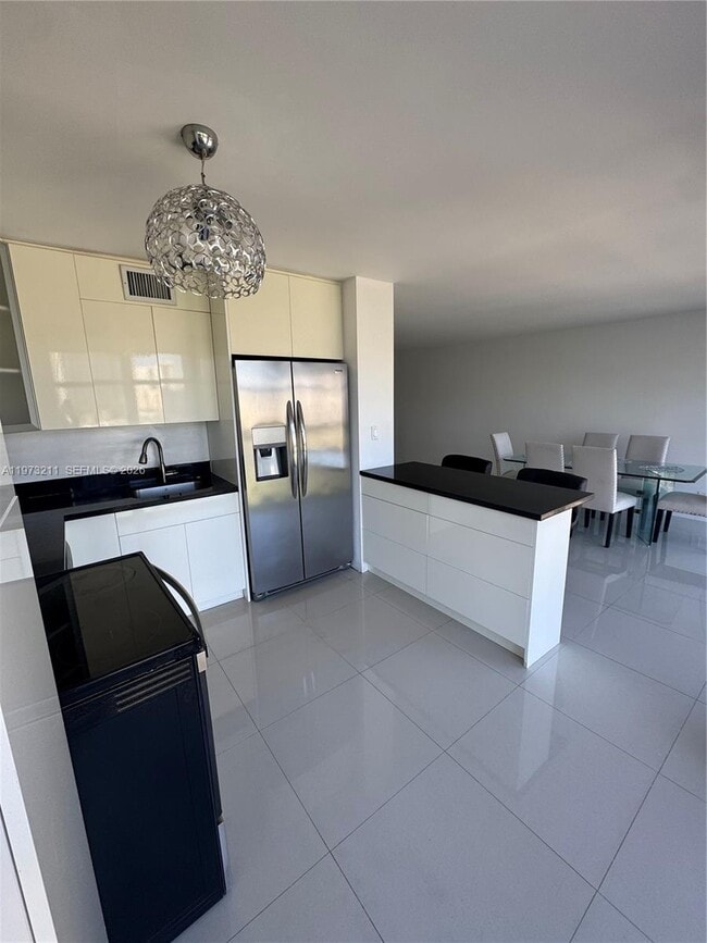 Photo - 400 Leslie Dr Unit 602