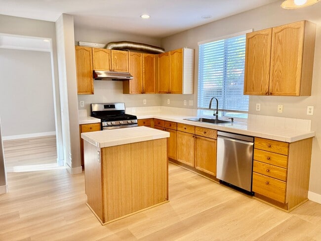 Photo - Nice 2 Story Family Home