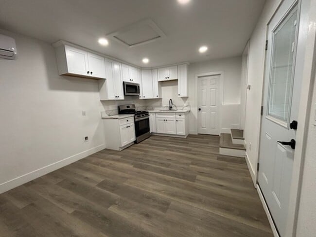 Photo - 3488 2nd St Unidad 3486 2nd St