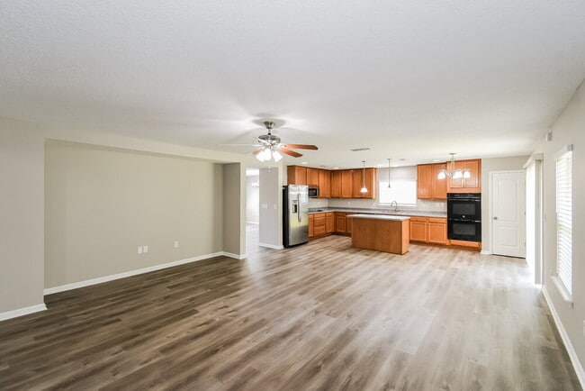 Photo - 76309 Deerwood Dr