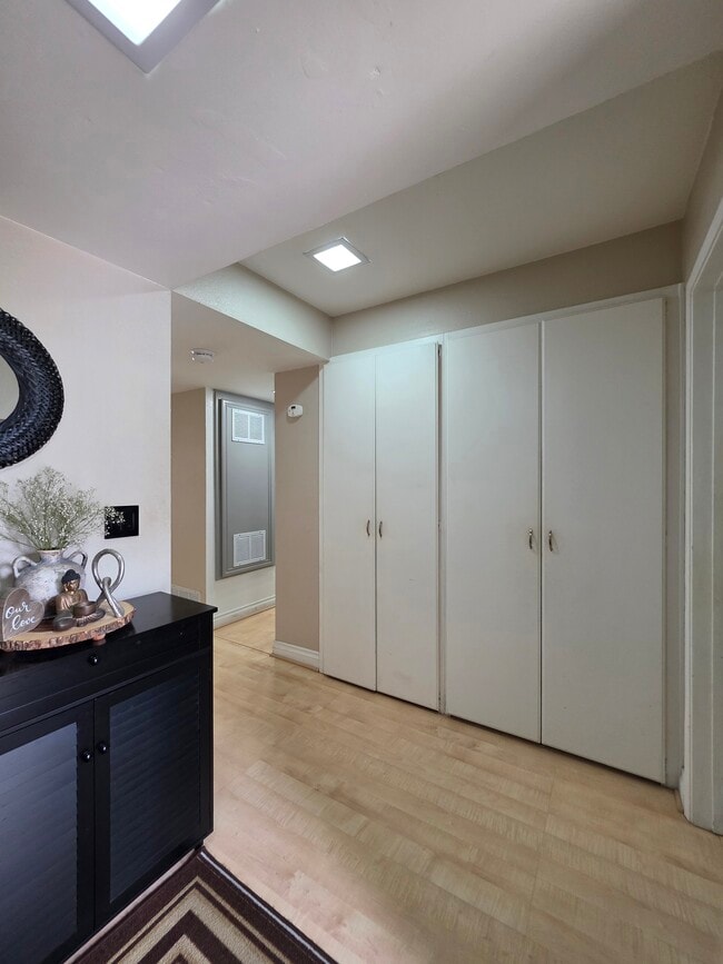 Photo - 9949 Scripps Westview Way Unidad 136