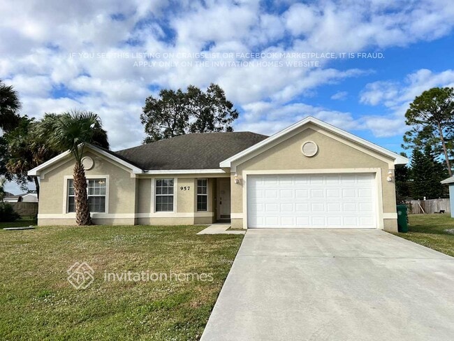Building Photo - 957 SW Harvard Rd Rental