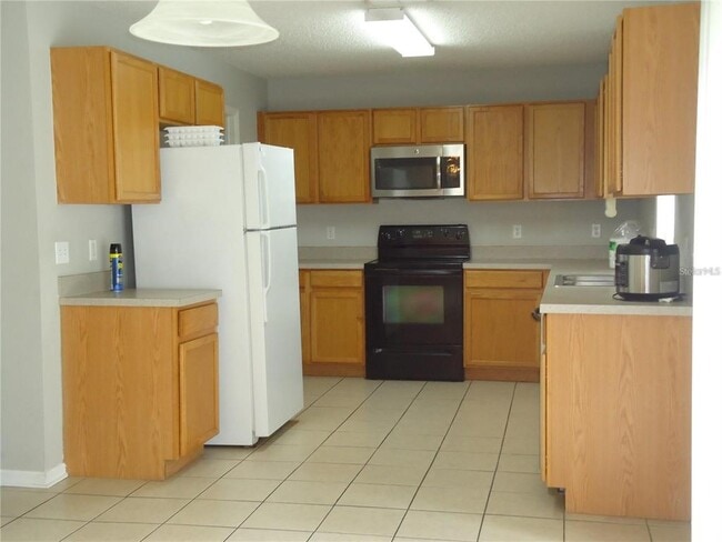 Photo - 121 Bristol Forest Trail