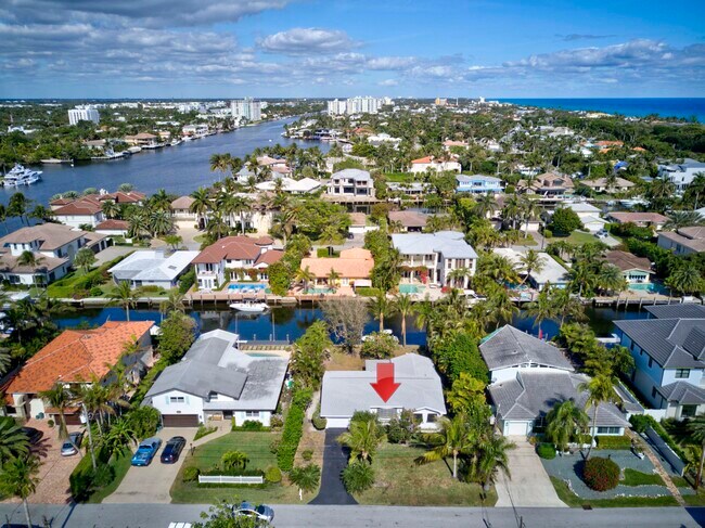 Photo - 1015 Brooks Ln