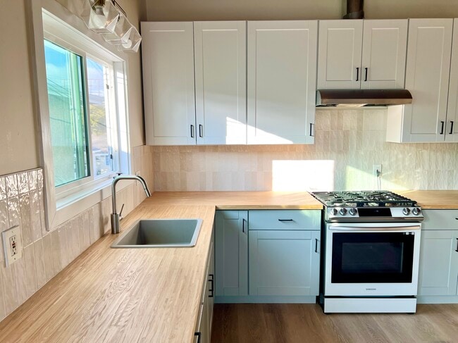 Photo - 3417 W 190th St Unidad C