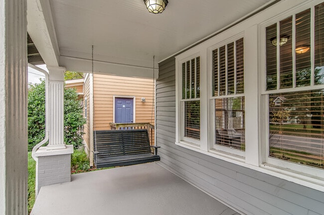 Photo - 217 Treutland Ave