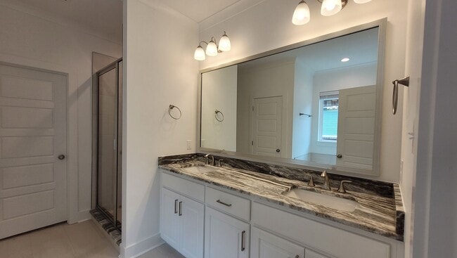 Photo - Stunning home in Garden Hill!